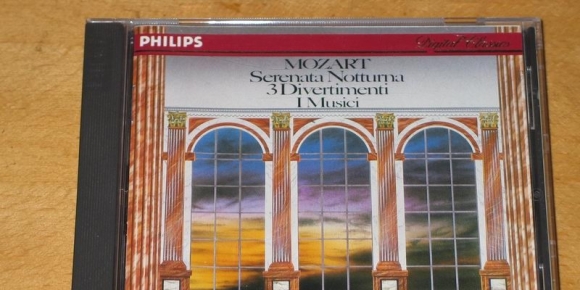 莫扎特 小夜曲 嬉游曲WAV+CUE